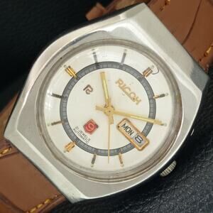Vintage 1972 Ricoh Automatic Mens Silver Watch W/daydate & Gold accents